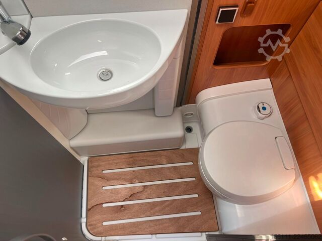 Integriertes Wohnmobil HYMER/ERIBA Exsis 578 - Hub/Einzelbetten -  -