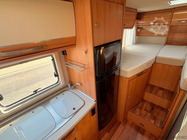 Integriertes Wohnmobil HYMER/ERIBA Exsis 578 - Hub/Einzelbetten -  -
