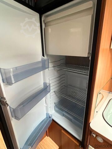 Teilintegriertes Wohnmobil LMC T 708 G - Einzelbetten - Klima - Markise -
