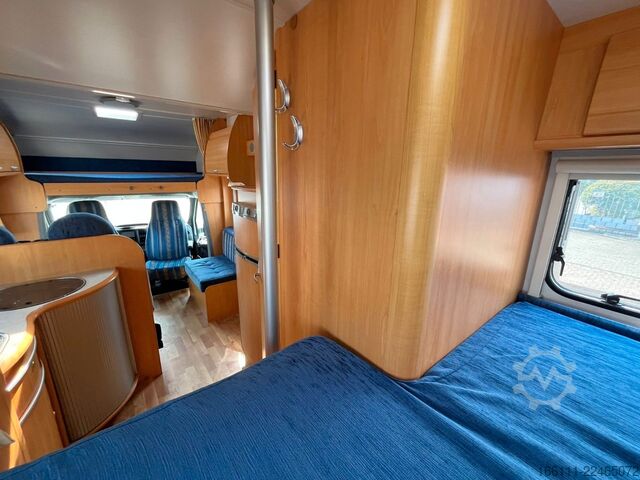 Alkoven Wohnmobil LMC Liberty A 698 G - Festbett - Klima - Markise -