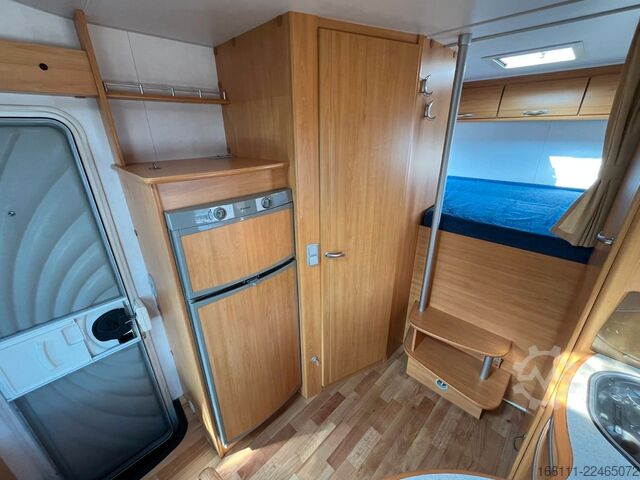 Alkoven Wohnmobil LMC Liberty A 698 G - Festbett - Klima - Markise -