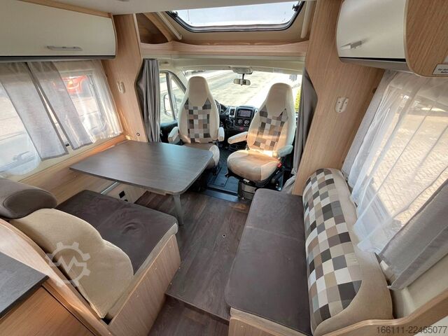 Teilintegriertes Wohnmobil SUNLIGHT Aktive T 67 - Hub/Einzelbetten - auto/Sat/TV -