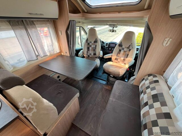 Teilintegriertes Wohnmobil SUNLIGHT Aktive T 67 - Hub/Einzelbetten - auto/Sat/TV -