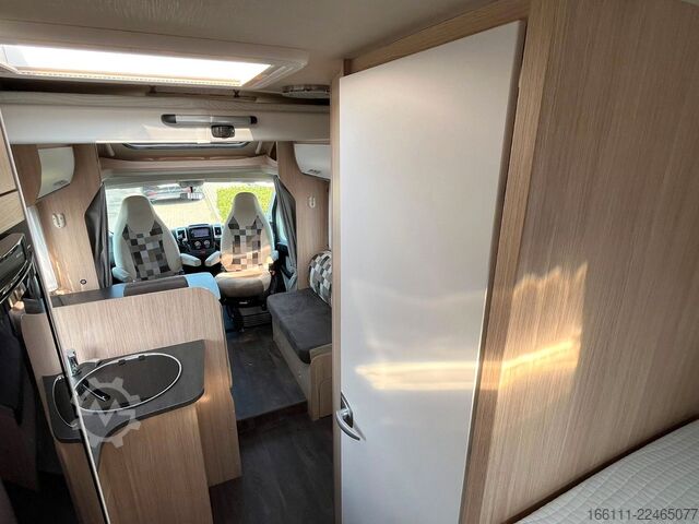 Teilintegriertes Wohnmobil SUNLIGHT Aktive T 67 - Hub/Einzelbetten - auto/Sat/TV -