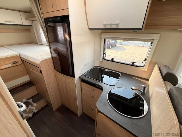 Teilintegriertes Wohnmobil SUNLIGHT Aktive T 67 - Hub/Einzelbetten - auto/Sat/TV -