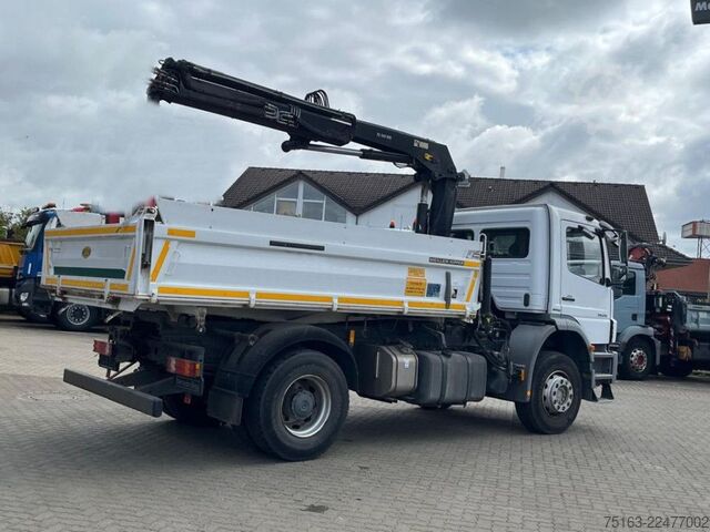 Camion basculante trilateral MERCEDES-BENZ Axor 1826 K 4x2 2-Achs Kipper Kran Greiferst. de
