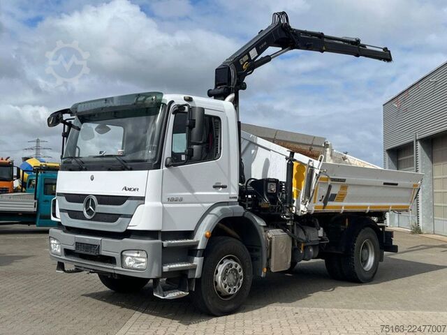 Camião basculante MERCEDES-BENZ Axor 1826 K 4x2 2-Achs Kipper Kran Greiferst. de
