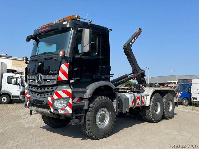 Kroghejselastbil MERCEDES-BENZ Arocs 3343 6x6 Abrollkipper Singelreifen kz.Rads