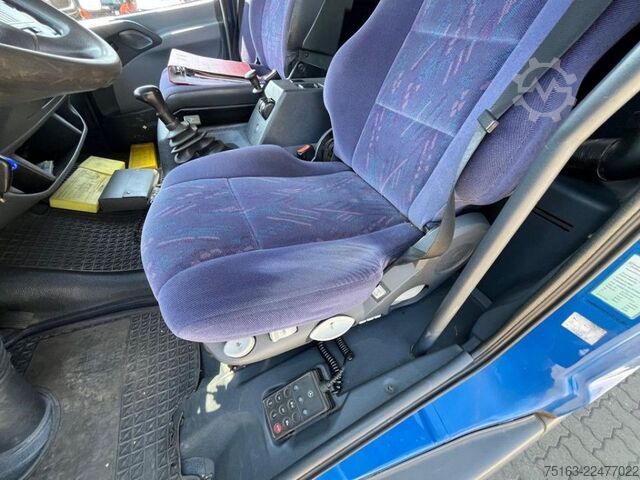 Lastbilmonteret kran MERCEDES-BENZ Atego 1218 L Pritsche Kran Verschiebepl.+Brille