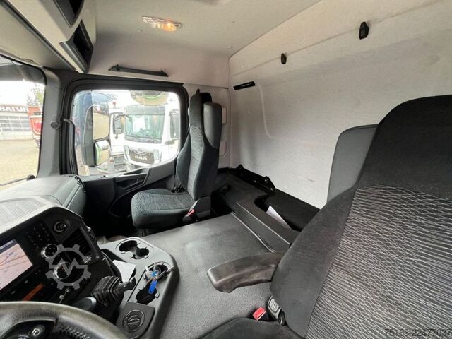 Camion benne MERCEDES-BENZ Arocs 3243 8x4 4 Achs Muldenkipper 18 m³, deutsc