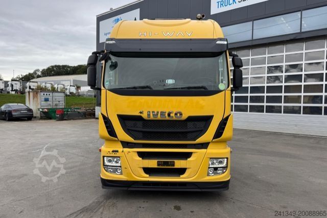 Standard nyergesvontató IVECO Stralis 460 4x2