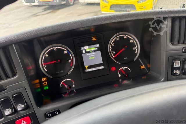 Sklápěcí nákladní automobil SCANIA P320 4x2 Trösch