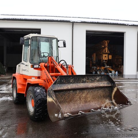 ładowarka Schaeff SKL833