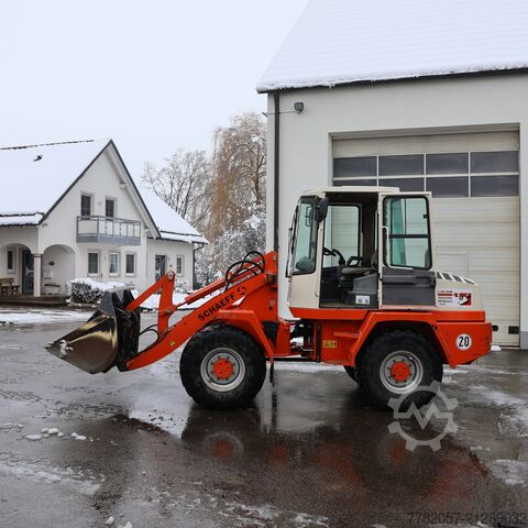 ładowarka Schaeff SKL833