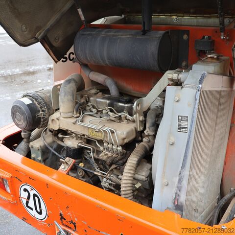 ładowarka Schaeff SKL833