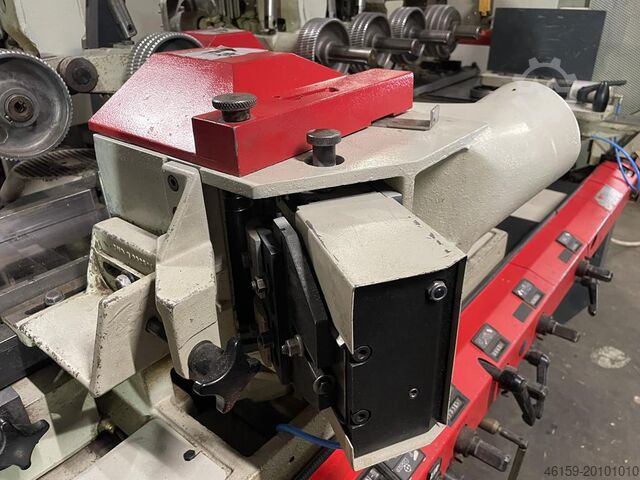 Molder WEINIG HYDROMAT  (8 spindle)