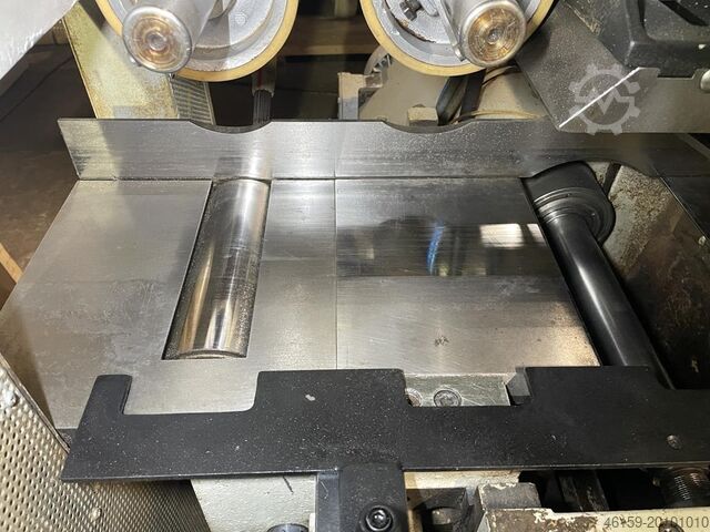 Molder WEINIG HYDROMAT  (8 spindle)