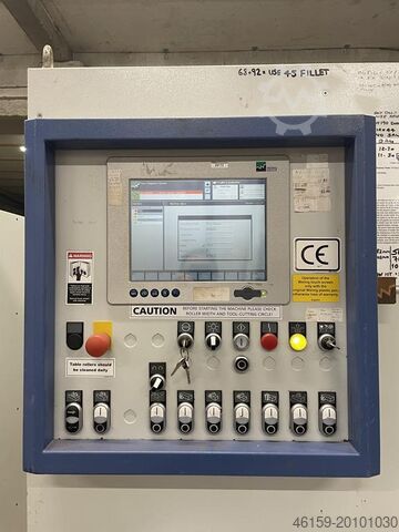 Moldador WEINIG POWERMAT 500 (6 spindle + Universal)