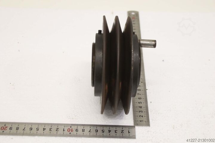 Kéthornyú ékszíjtárcsa Ø153 mm unbekannt V-Riemenscheibe mit variabler Steigung