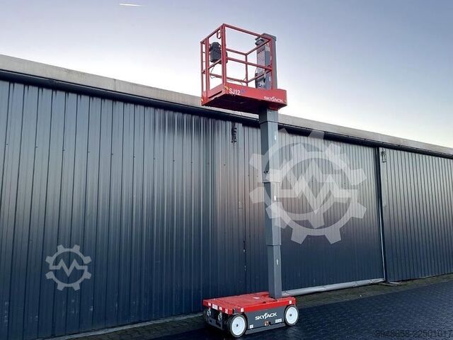 Elevador de tesoura SkyJack SJ 12