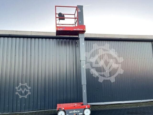 Elevador de tesoura SkyJack SJ 12
