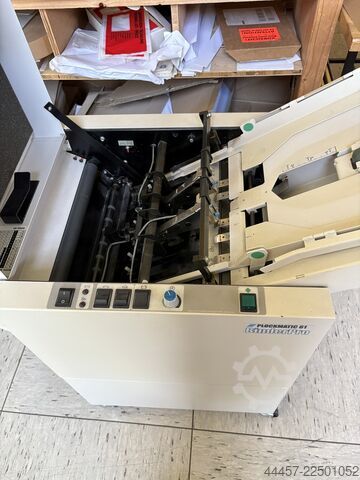 Linea de producción de folletos Morgana Plockmatik 61 Pro