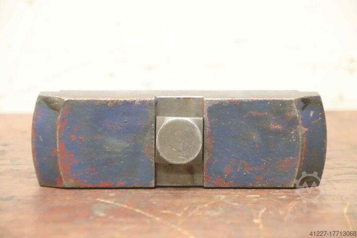 Nedre ramme unbekannt Spannbreite 167 mm