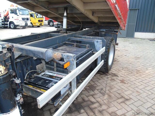 Kraanwagen DAF CF 75.240 ATI + EURO 2 + HIAB 090 + 3SIDE TIPPER