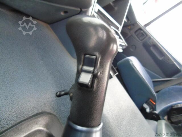 Kraanwagen DAF CF 75.240 ATI + EURO 2 + HIAB 090 + 3SIDE TIPPER