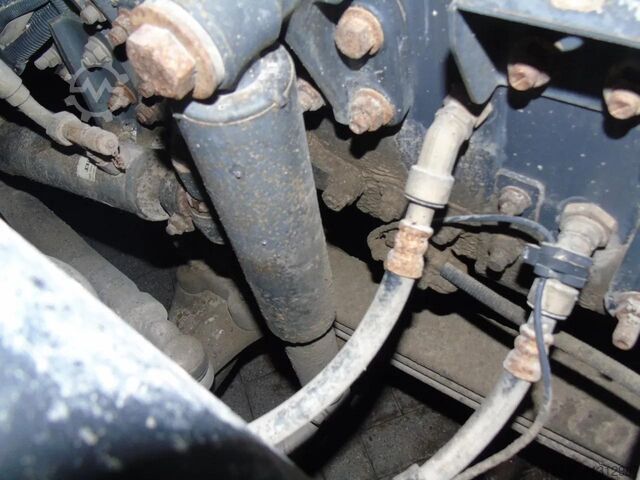 Kipper Renault Kerax 410DXI + 8X4 + MANUAL + SPRING