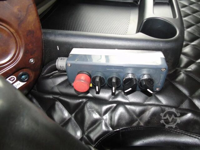 Containertransport (kabelsysteem) Ginaf X 4243 TS + EURO 5 + 8X4 + MANUAL