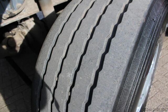 Volquete Ginaf X 5250 + TIPPER 10x4 + MANUAL