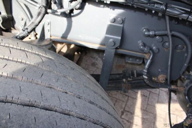 Volquete Ginaf X 5250 + TIPPER 10x4 + MANUAL