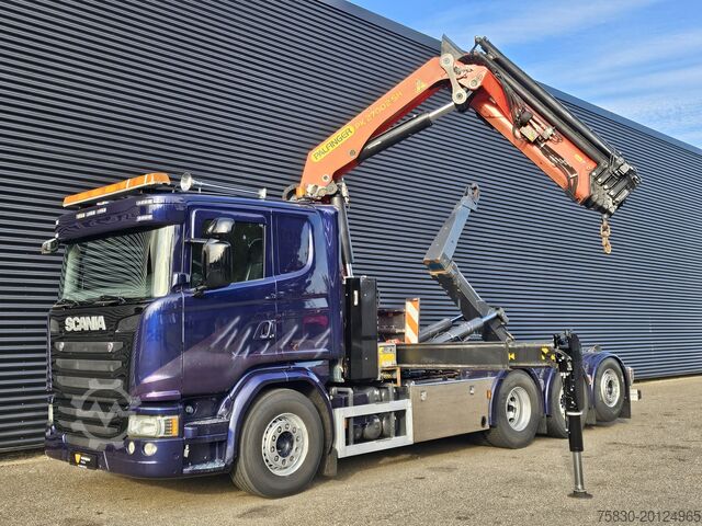 Haakarmsysteem Scania G490 8x4*4 / PALFINGER CRANE + HOOKLIFT