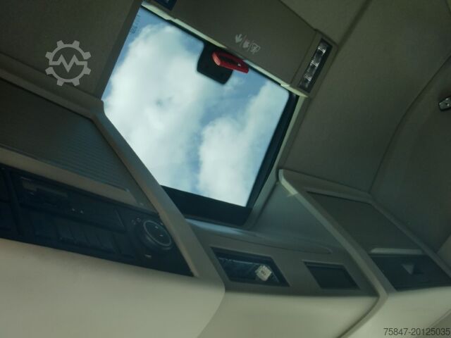 Jumbo-Lkw Volvo FH 460 Hydroroll Rollenbett Aircargo