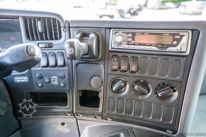 Laadplatform SCANIA P 270 (19T)- PORTE GAZ /10 PALETTES