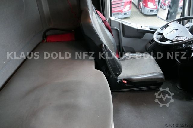 Standard tractor unit RENAULT T 460 Retarder 2-Tank Kühlbox Euro 6