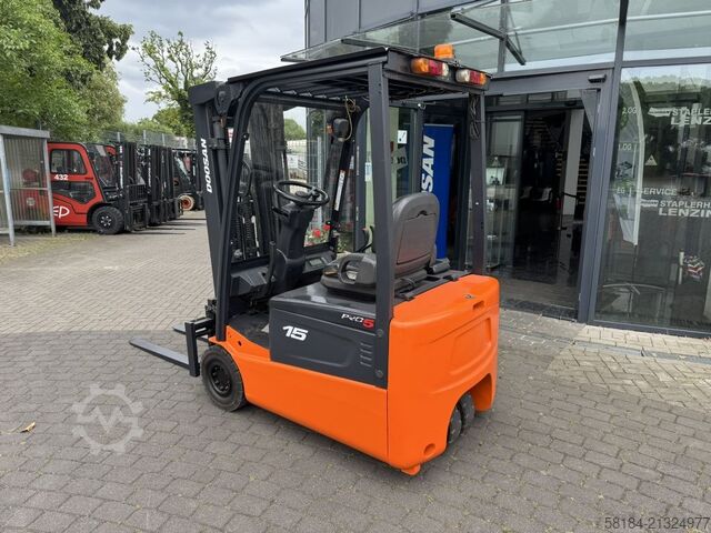 Elektrische vorkheftruck 3 wielen Doosan B15T-5