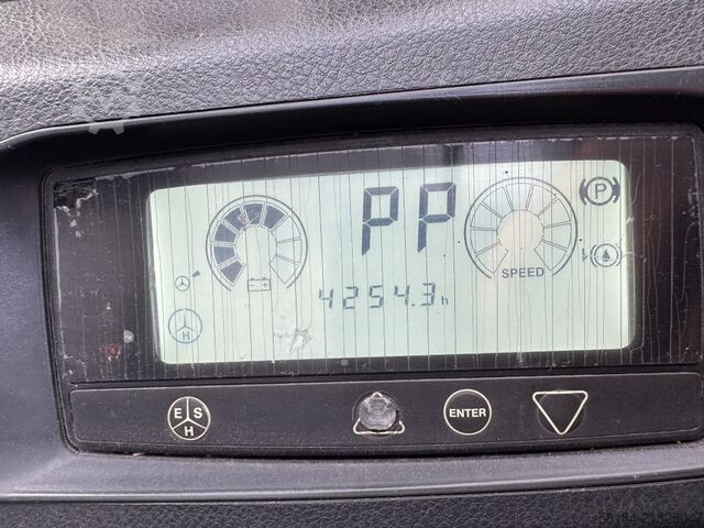 Elektrische vorkheftruck 3 wielen Doosan B15T-7