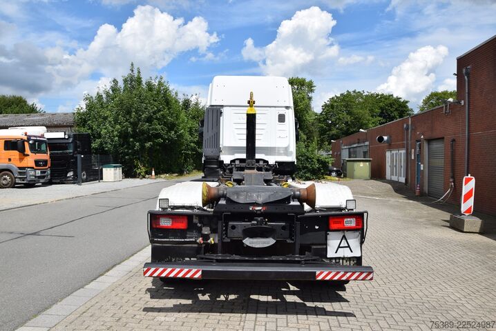 Kipper LKW Iveco Stralis 510 Highway HiabAbrollkipper 6X4