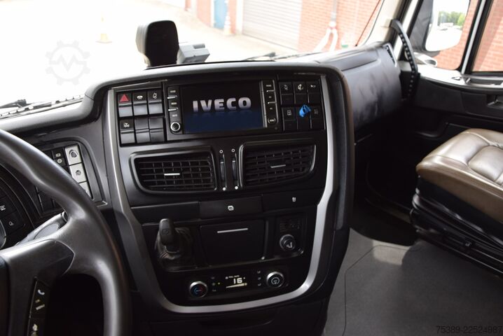 Billenő teherautó Iveco Stralis 510 Highway HiabAbrollkipper 6X4