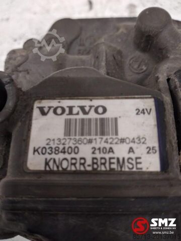 Luchtsysteem Volvo Occ EBS modulatorklep Volvo FH 21327360 K038400