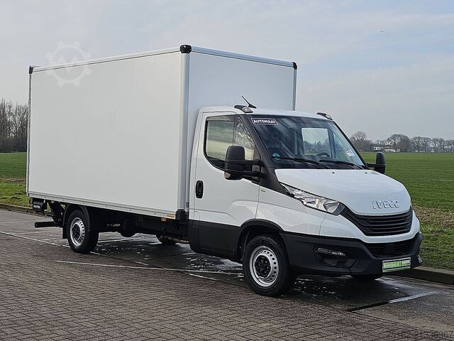 βαλίτσα IVECO DAILY 35S14       Bakwagen Laadklep!
