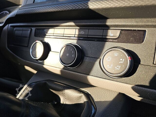 Kombi s vysokou střechou VOLKSWAGEN TRANSPORTER 2.0 TDI TDI 110 L2H1