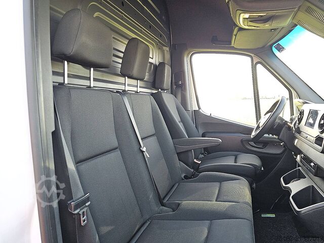 Kombi s vysokou střechou MERCEDES-BENZ SPRINTER 315 L2H2 3.5t-Trekhaak!