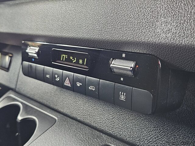 Kombi s vysokou střechou MERCEDES-BENZ SPRINTER 214 CDI AUT. L2H2