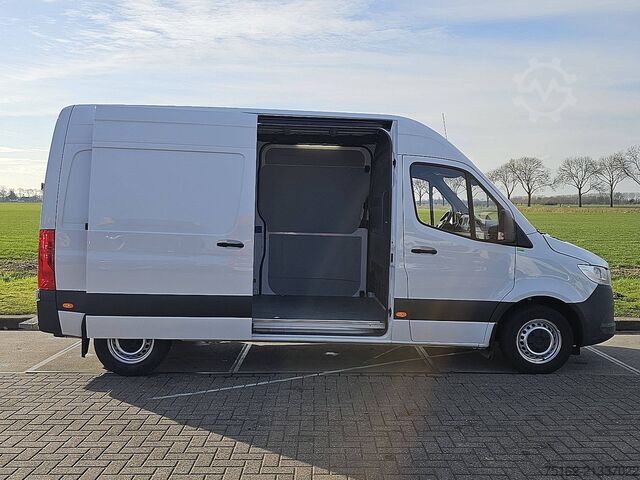 Kombi s vysokou střechou MERCEDES-BENZ SPRINTER 214 CDI AUT. L2H2