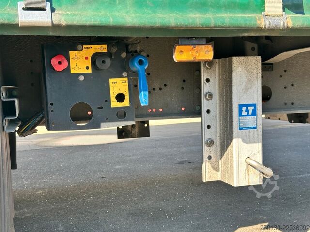 Ανοιχτό ημιρυμουλκούμενο με μουσαμά SCHMITZ CARGOBULL SCB*S3T MegaTrailer Curtainsider Edscha
