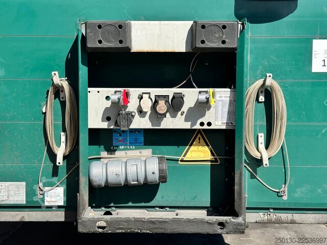 Ανοιχτό ημιρυμουλκούμενο με μουσαμά SCHMITZ CARGOBULL SCB*S3T MegaTrailer Curtainsider Edscha