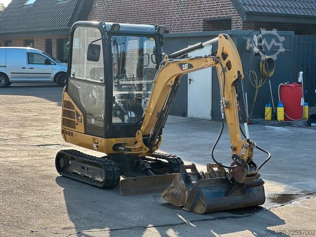 Μίνι εκσκαφέας CATERPILLAR 301.7D Gummikette / 2 Löffel / Schwenkschaufel